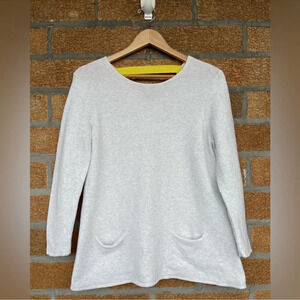 Lisa Todd Sweater Pullover Open Back V
Neck medium